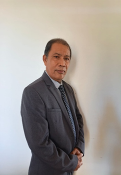 Dr. Drs. Refli, M.Sc