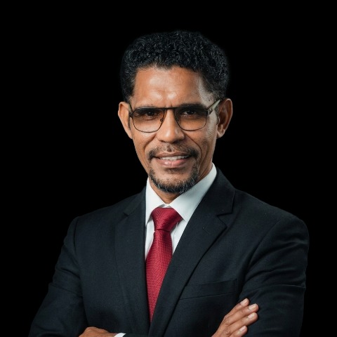 Dr. Hamza H. Wulakada, M.Si