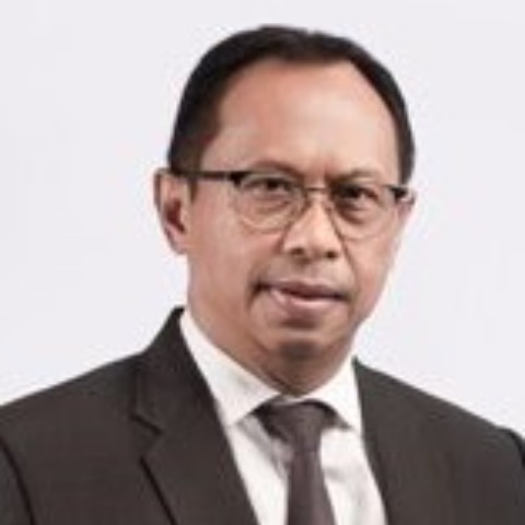 Ir. Fredrik L. Benu