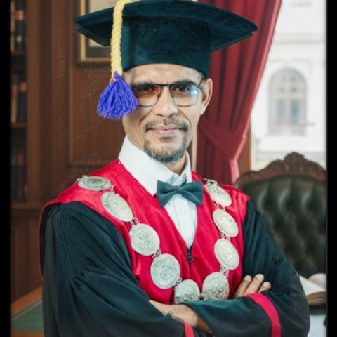 Hamza H. Wulakada